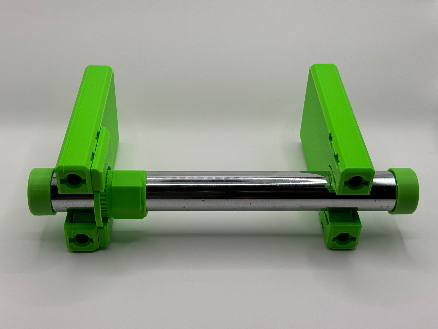 Clip Bracket (Locking Combo) for Line Trimmers and MultiTools with a 25mm shaft