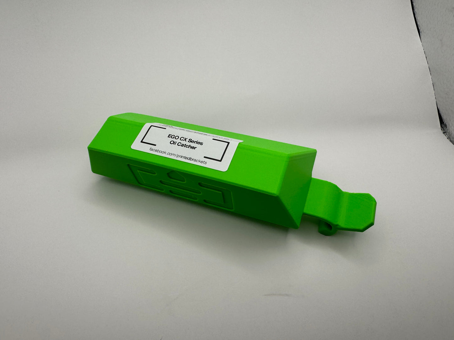 Chainsaw oil drip tray for EGO CX series chainsaws