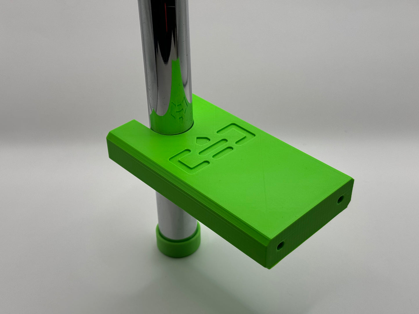 Clip Bracket (no lock) for Line Trimmers and MultiTools with a 25mm shaft