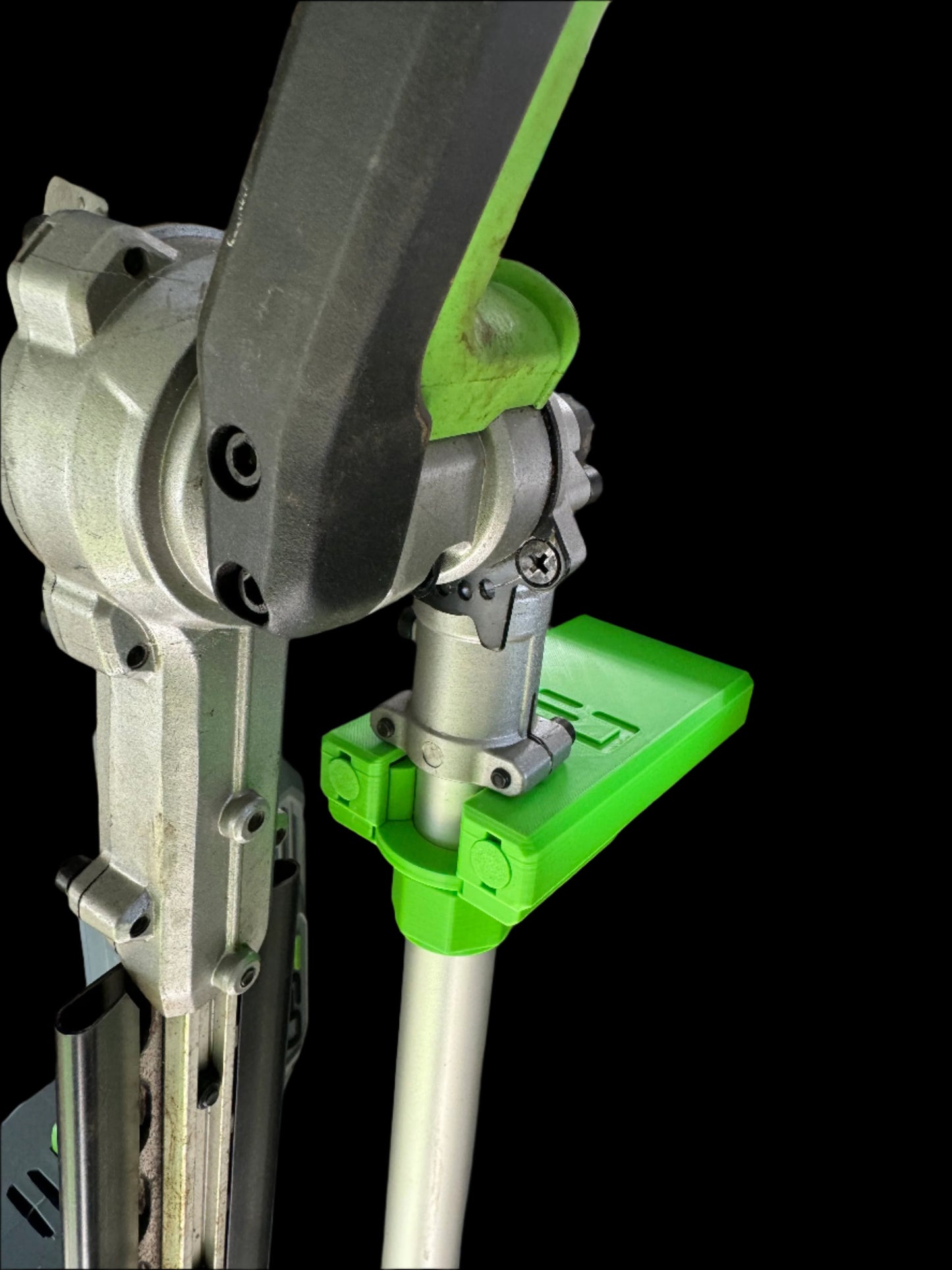 Clip Bracket (Locking) for Line Trimmers and MultiTools with a 25mm shaft